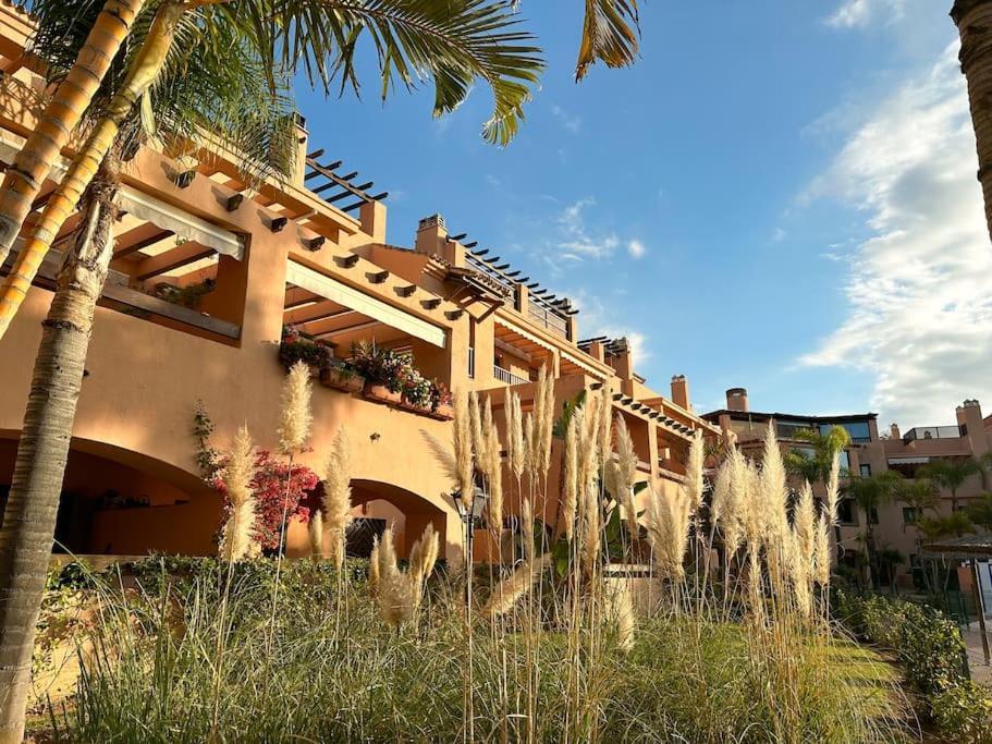 Ferienwohnung Costal Bliss Estepona Exterior foto