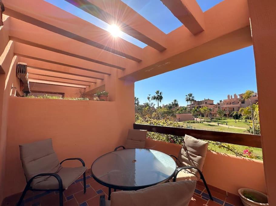 Ferienwohnung Costal Bliss Estepona Exterior foto